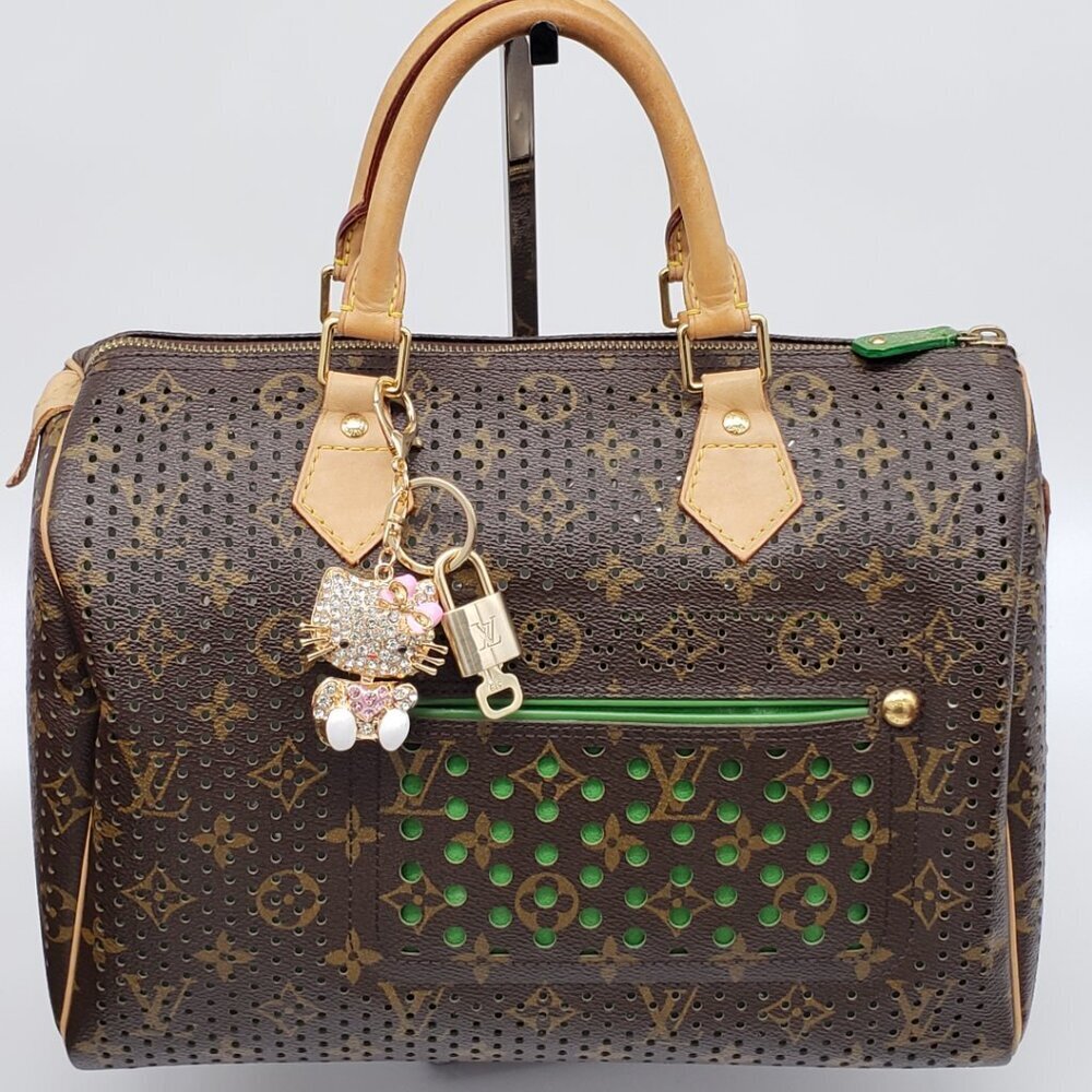 LV Gold Padlock 🔑 Authentic Louis Vuitton Charm + Unbranded Hello Kitty Charm - Picture 8 of 8
